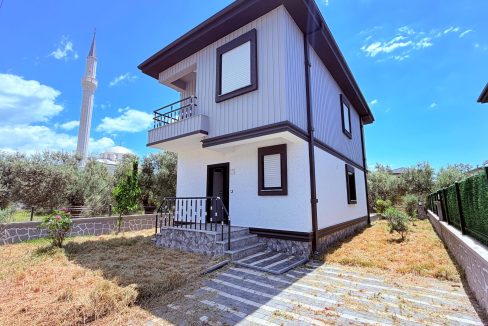 Mıhlı Mahallesi'nde Satılık Tam Müstakil Sıfır Villa (2)
