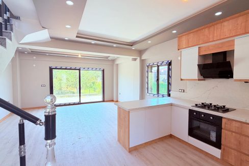 Mıhlı Mahallesi'nde Satılık Tam Müstakil Sıfır Villa (5)